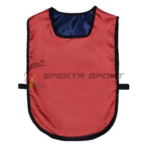 Купить Манишка футбольная двусторонняя универсальная Spektr Sport красно-синяя в Новоульяновске 